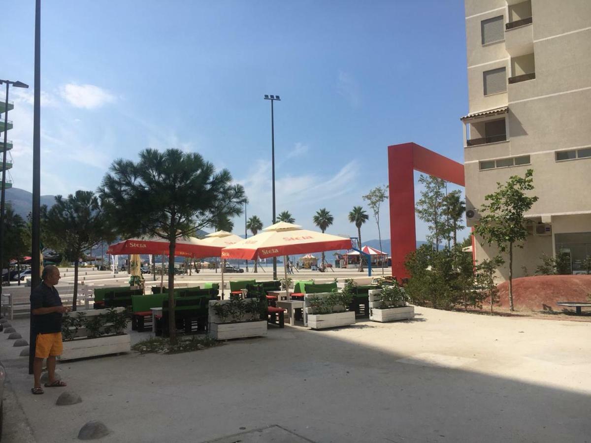Mimi'S Beach Apartment Влёра Экстерьер фото